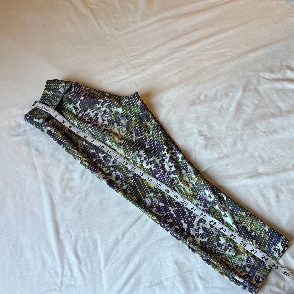 lululemon athletica Purple & Green Abstract Cropped Leggings